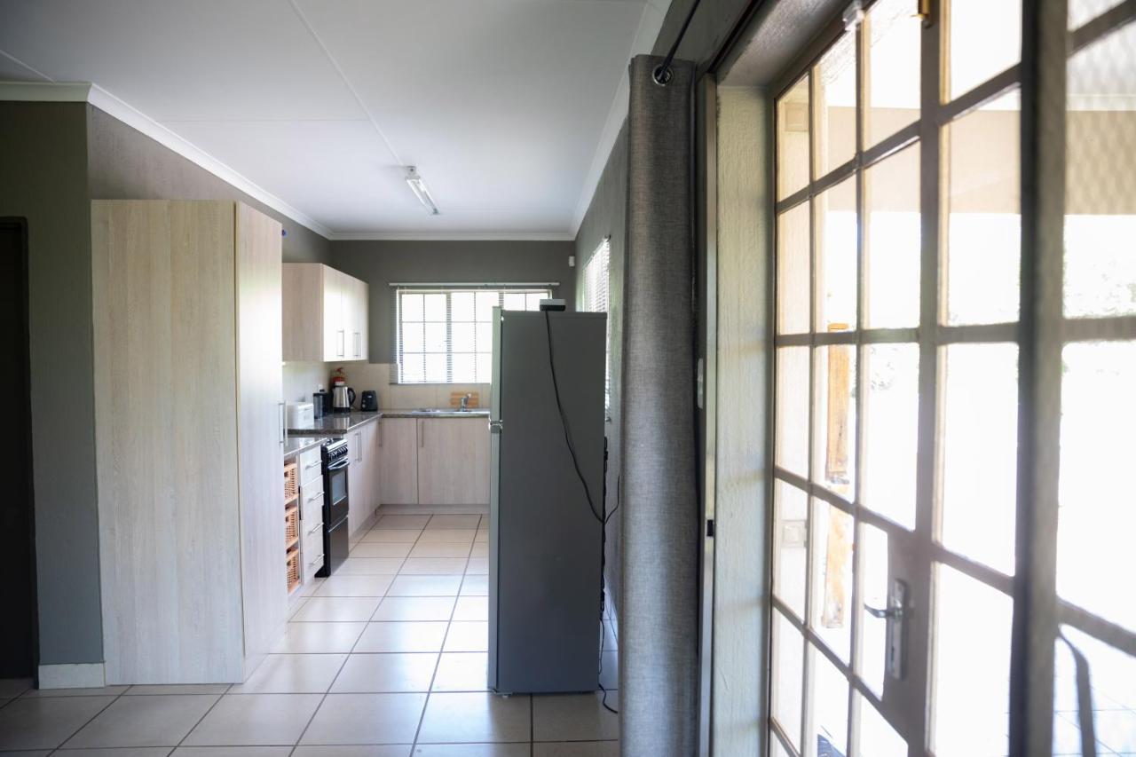 Impala Lily Villa Marloth Park Exterior photo