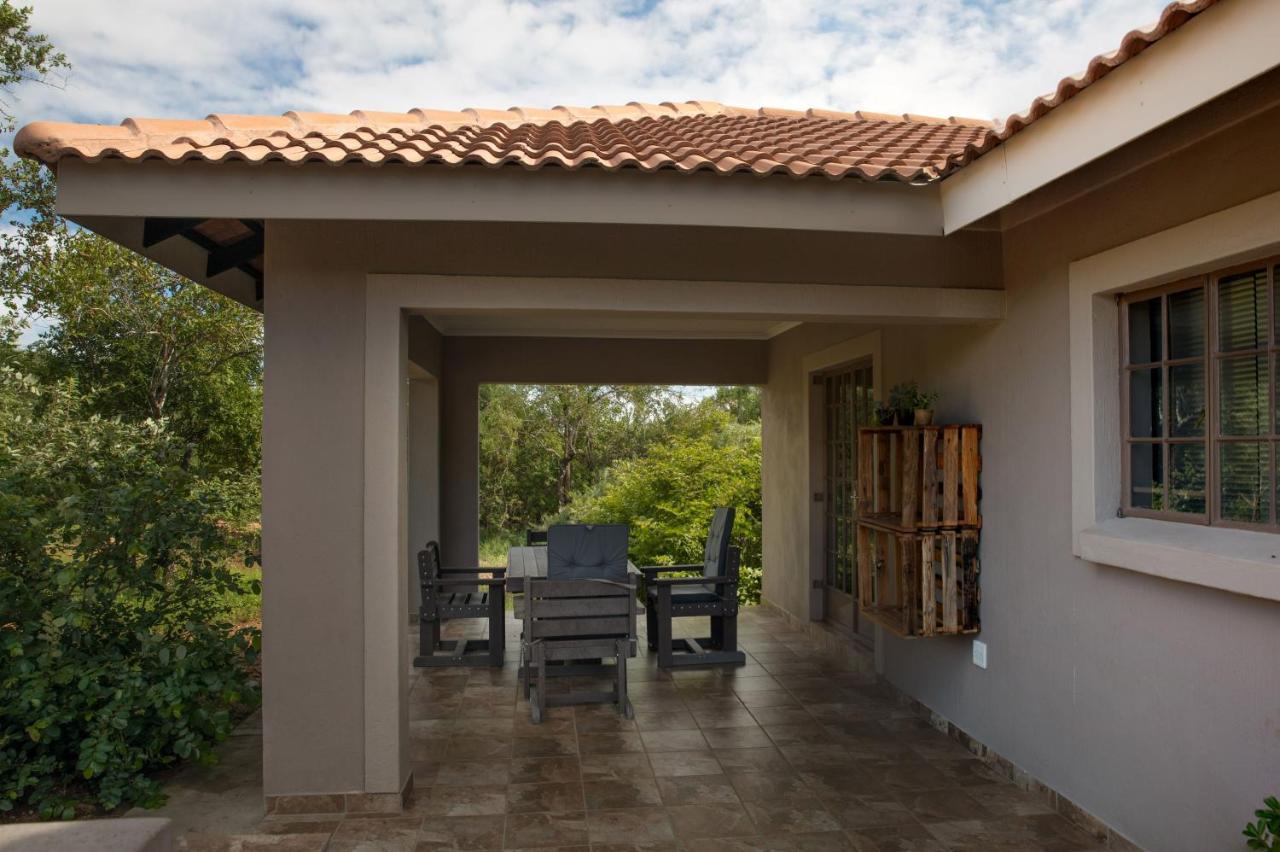 Impala Lily Villa Marloth Park Exterior photo